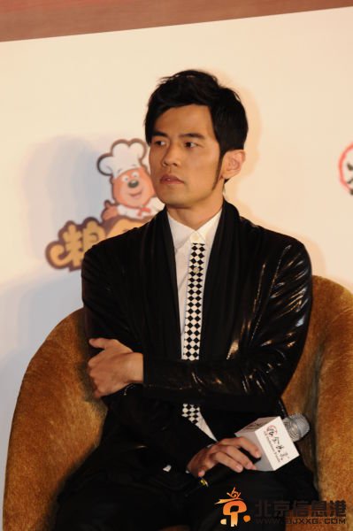 周杰倫亮相