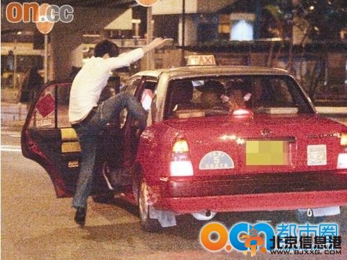 曹格發(fā)酒瘋現(xiàn)場(chǎng)照片組圖 曹格發(fā)酒瘋事件真相及視頻