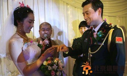劉曉潔現(xiàn)實(shí)老公徐洪浩個(gè)人資料 兒子米豆照片曝光