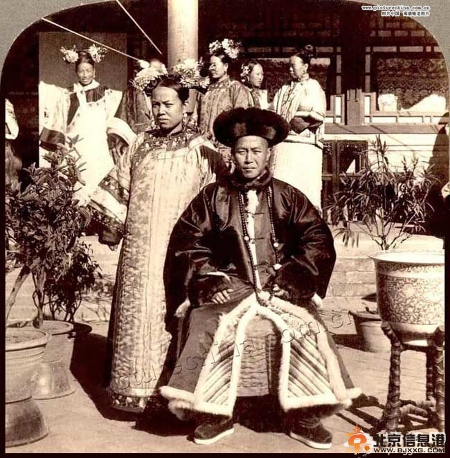 高清：罕見的晚清貴族老照片[墻根網]