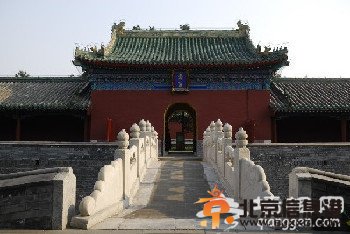 有<a href='http://www.se0552.com/beijing/gushi/' target='_blank'><u>故事</u></a>的<a href='http://www.se0552.com/' target='_blank'><u>老北京</u></a>皇城建筑[墻根網]