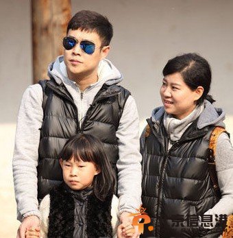 人生第一次小沈陽女兒被指太丑急哭小沈陽 小沈陽難過落淚