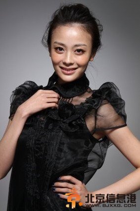 咱們結婚吧鄧佳佳是誰演的 扮演者張一鸞個人資料及照片