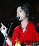 黑豹樂隊主唱秦勇兒子病情 秦勇老婆資料背景 秦勇好聽的歌曲