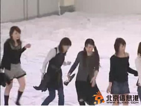 日本500人集體做愛2人死亡 集體性愛大作戰(zhàn)