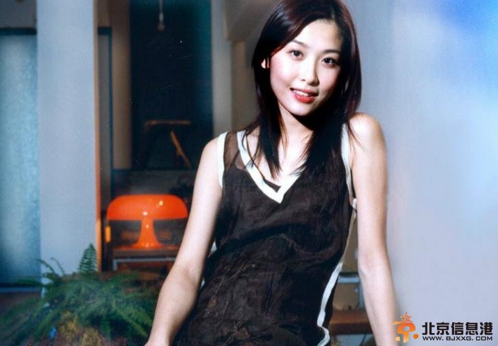 周麗淇寫真
