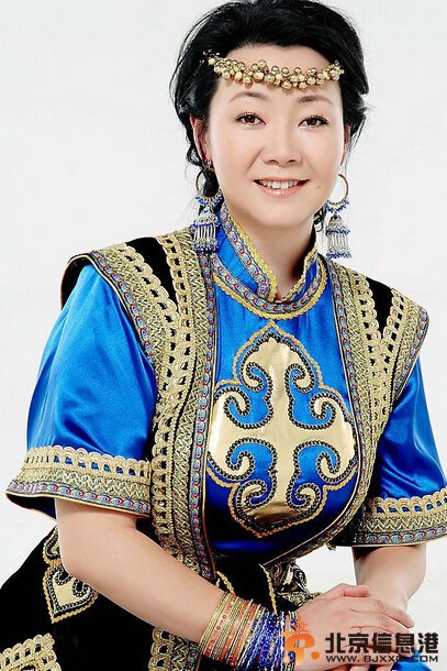 歷史轉折中的鄧小平劇情介紹
