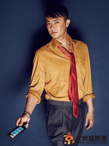 歷史轉折中的鄧小平劇情介紹