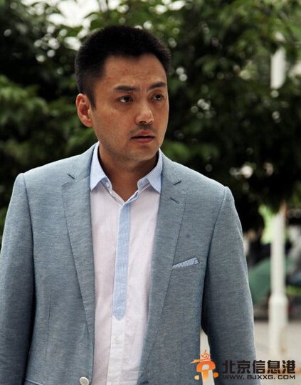 歷史轉折中的鄧小平劇情介紹