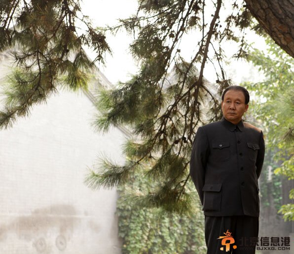 歷史轉折中的鄧小平劇情介紹