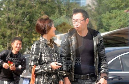 曝陸川與央視女主播胡蝶秘密領證 男方系二婚(圖)