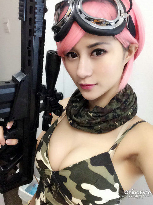斗魚tv直播女主播亮胸器誘惑玩家們HOLD不住