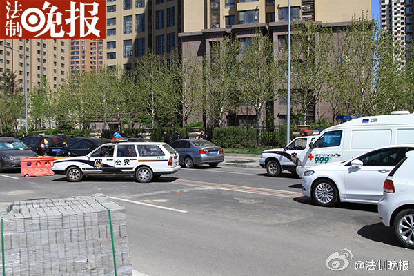 北京一女子當街被割喉兇手似職業殺手 保安目睹割喉案血腥場面