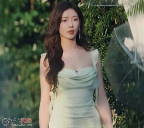我們戀愛吧女1撞衫趙露思