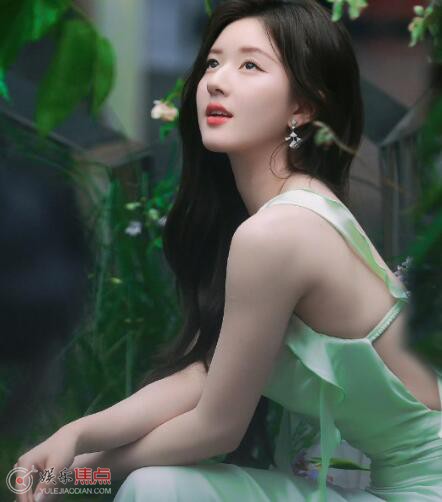 我們戀愛吧女1撞衫趙露思