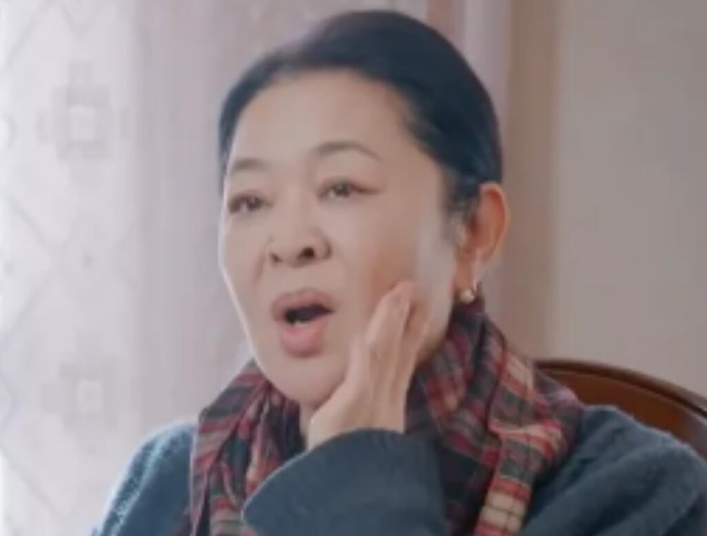 倪萍回應被質疑整容：就是太瘦了 造謠