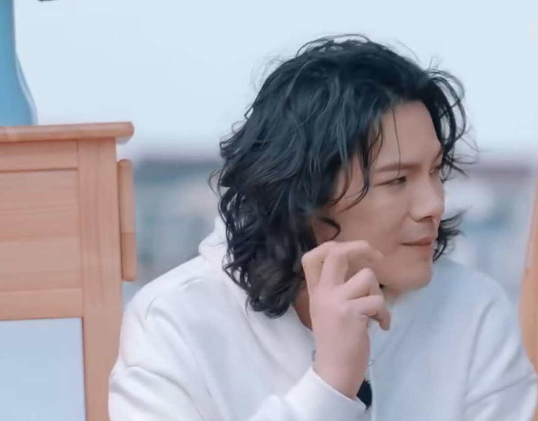 向佐回應和郭碧婷感情：我什么都跟她講 真的挺好的