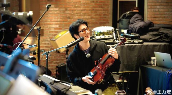 王力宏回應是否想找新伴侶：排得有點后面