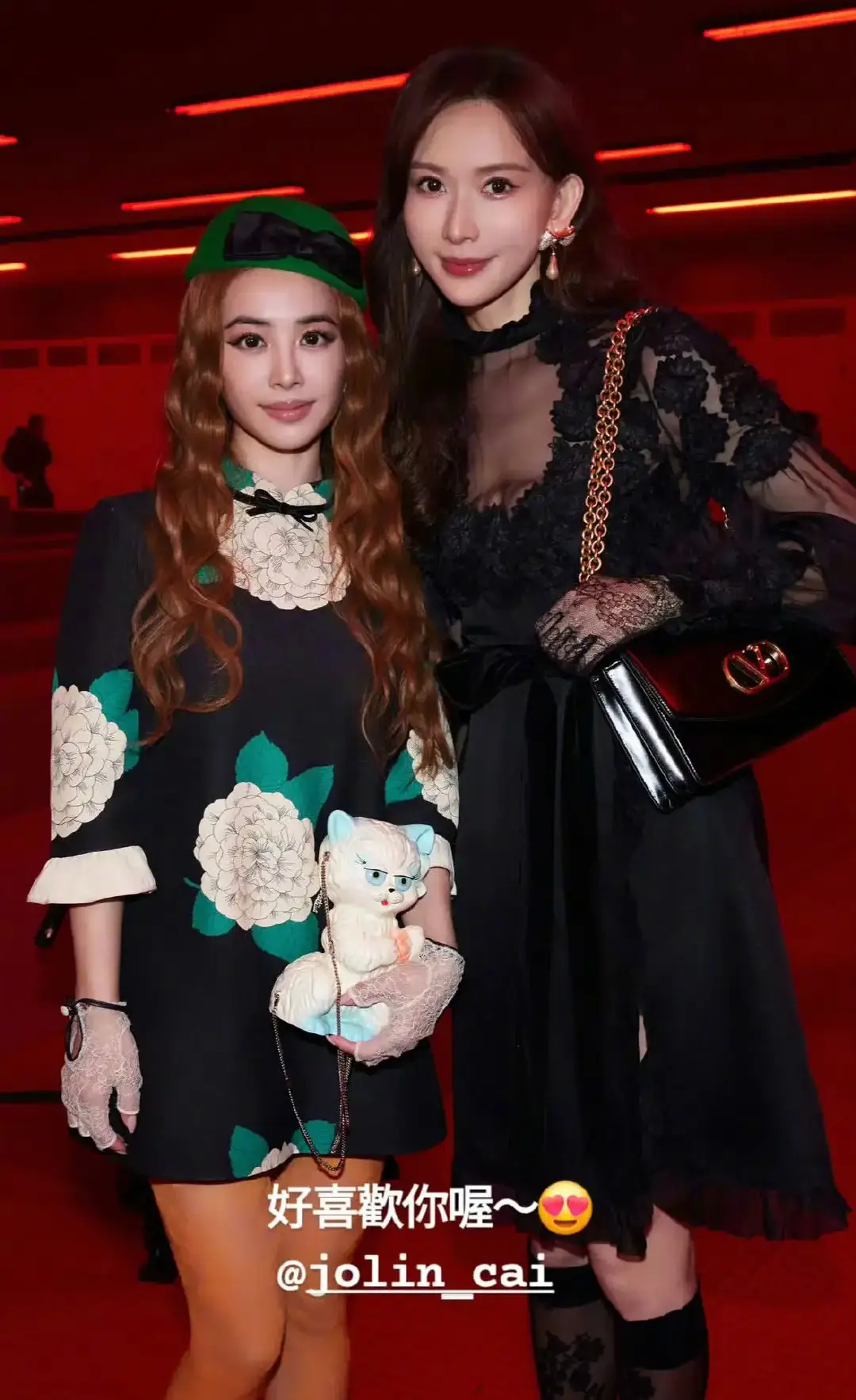 林志玲曬與蔡依林巴黎合照 大方表白：好喜歡你喔 